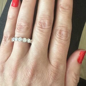 Elegant Sterling Silver Moissanite 3.52ctw Ring size 7